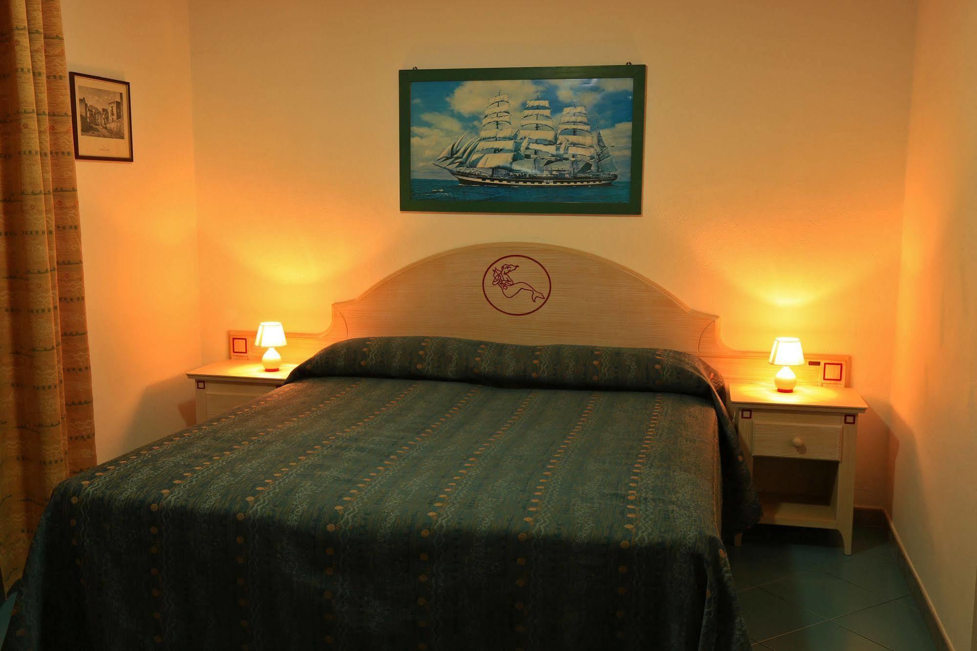 Hotel Oriente Lípara